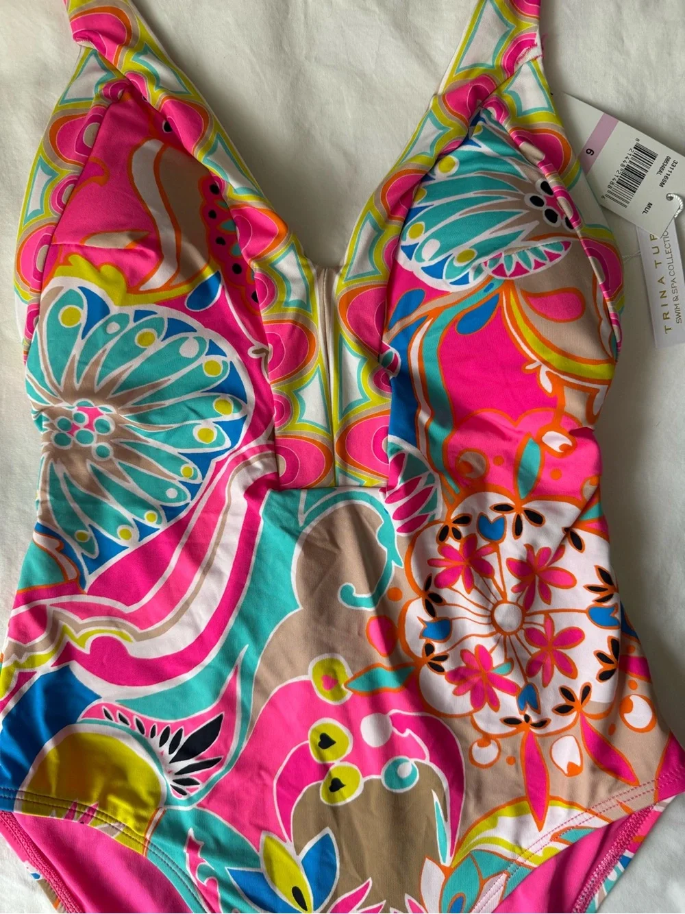NWT Trina Turk L67232 Women's Multi Venus Plunge One-Piece Swimsuit Size 6